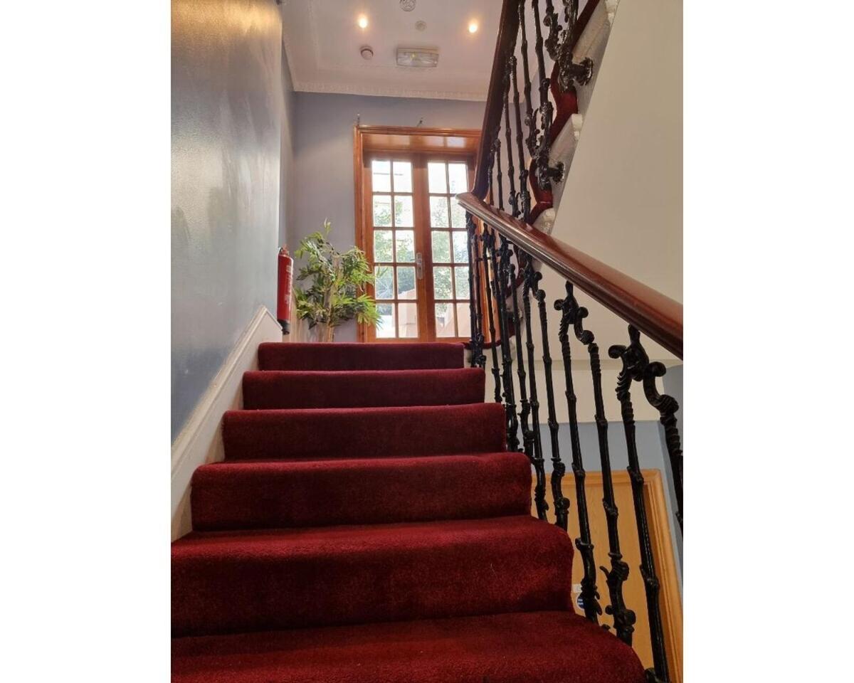 شقة F101-First Floor Flat Fits 3 Near Hyde Park لندن المظهر الخارجي الصورة