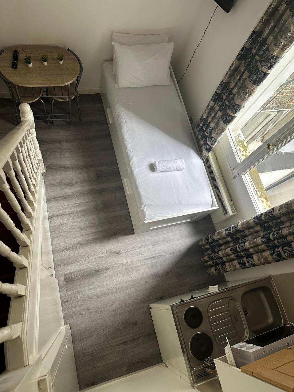 شقة F101-First Floor Flat Fits 3 Near Hyde Park لندن المظهر الخارجي الصورة